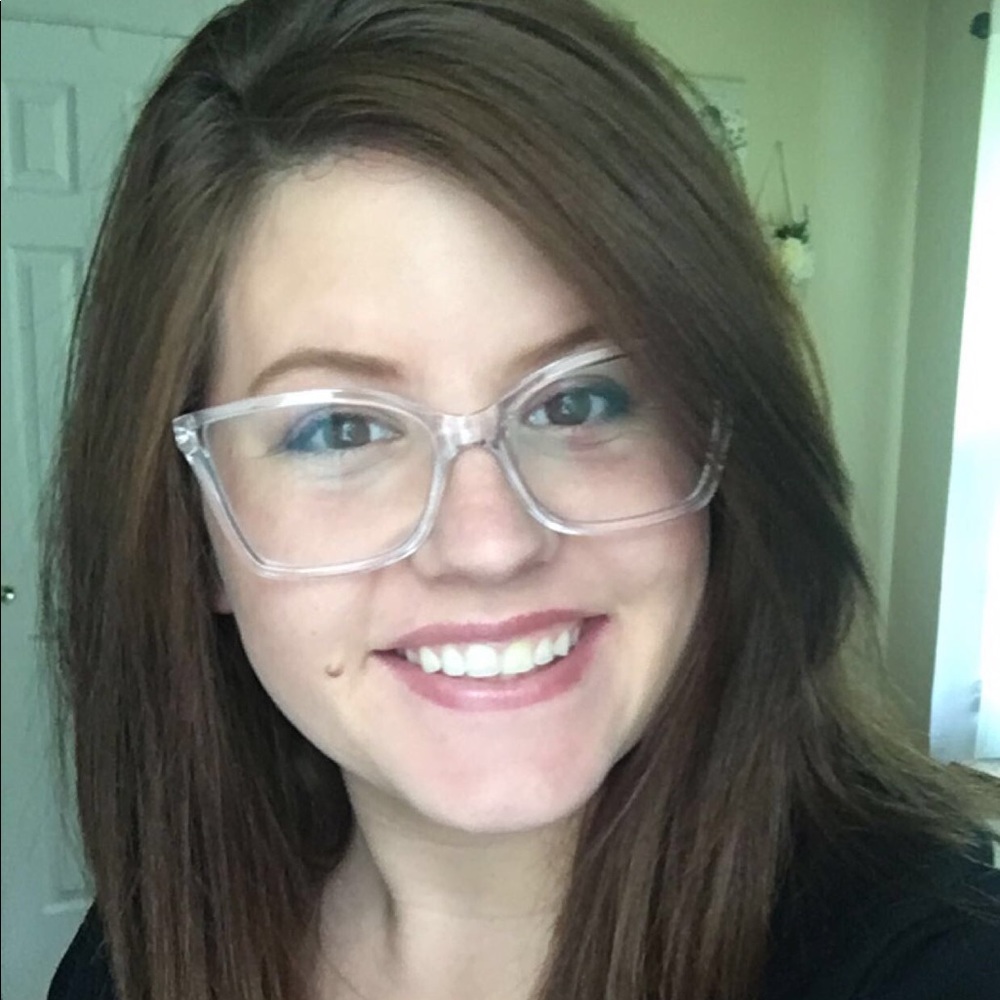Meet your Posher, Jenna